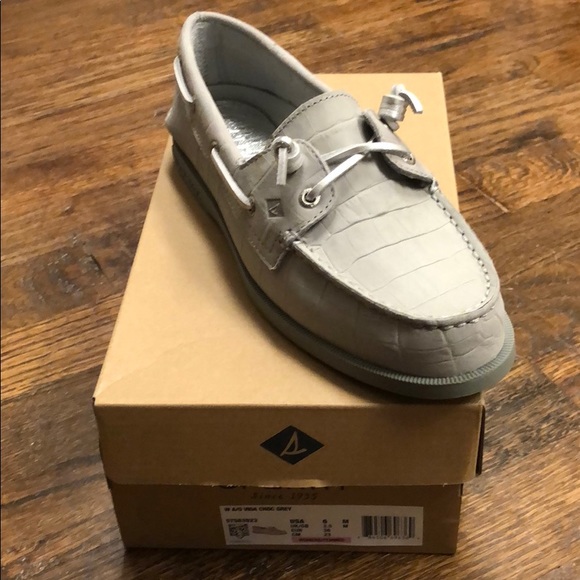 Sperry Vida Croc Boat Shoe - Picture 2 of 4